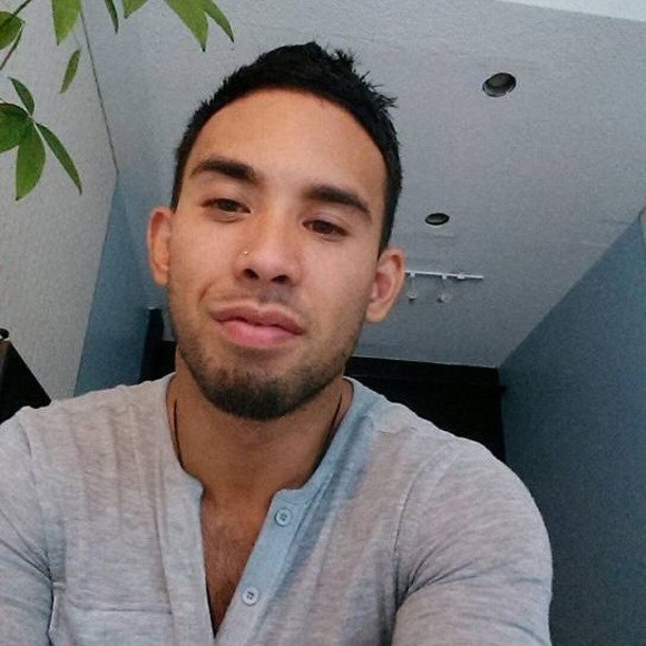 Profile Picture of Aaron David (@aaron_castellvi) on Poshmark