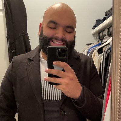 Profile Picture of Alejandro Castañeda (@alcast1214) on Twitter