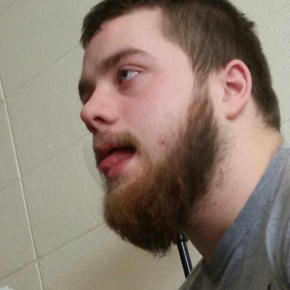 Profile Picture of David Gresham (@dgresh74) on Poshmark