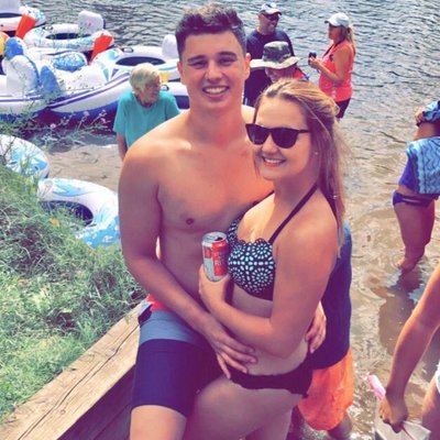Profile Picture of Tyler (@__tylercombs) on Twitter