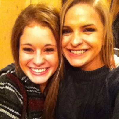 Profile Picture of Mary Brumleve (@mcbrumblebee) on Twitter