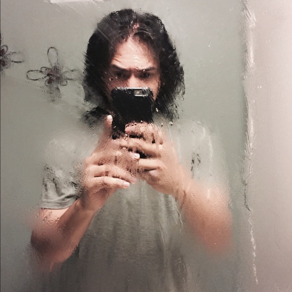 Profile Picture of Chris Ledesma (@cledesma135) on Poshmark