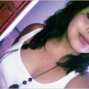 Profile Picture of Iris Ballesteros Velasco (@annnaloove) on Myspace