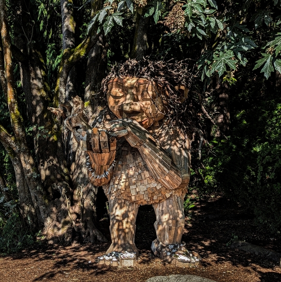 Profile Picture of Amy Distad (@adistad) on Poshmark