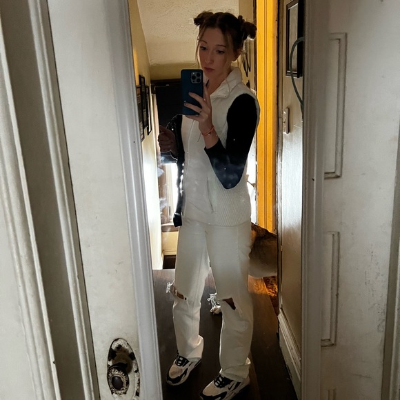 Profile Picture of Evangelynn Daghuer-swartz (@evangelynnds) on Poshmark