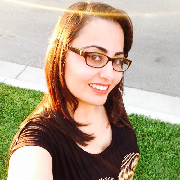 Profile Picture of Jagdeep Gill (@tjdeep) on Poshmark