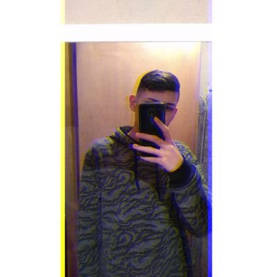 Profile Picture of _Valentin.sx (@Willian71944985) on Twitter