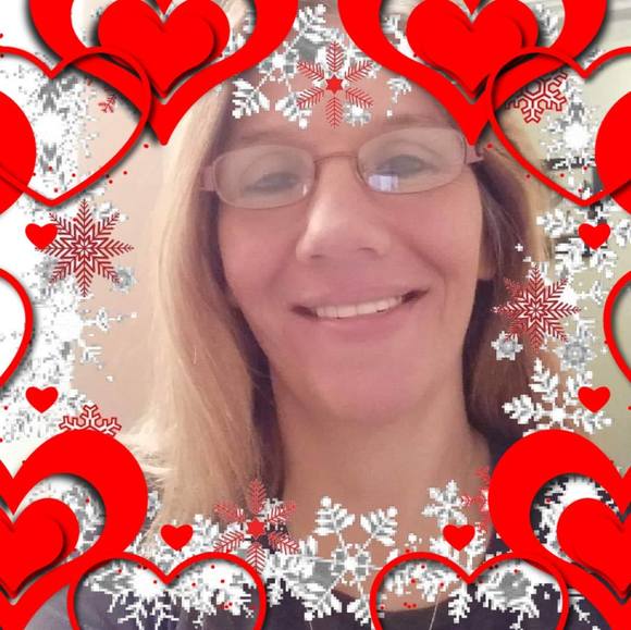 Profile Picture of Ramona Pyawasay (@romie1966) on Poshmark