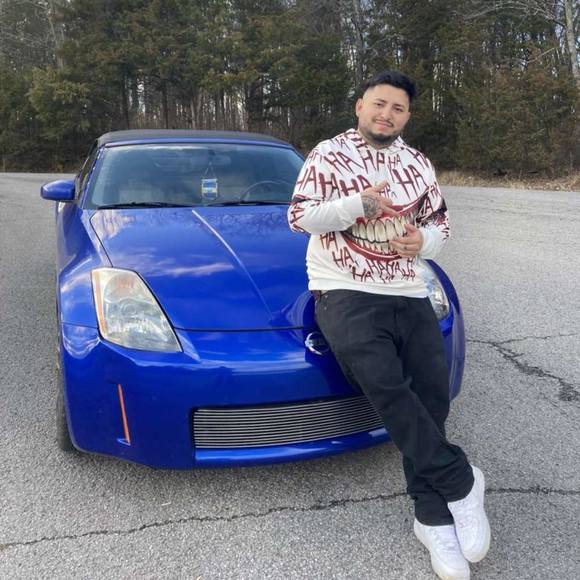 Profile Picture of Felix Romero (@lendis2010) on Poshmark