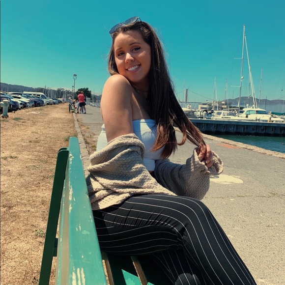 Profile Picture of Marissa Connor (@marissaconnor) on Poshmark