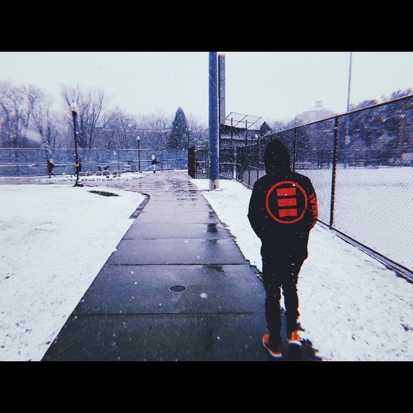 Profile Picture of Jake Petrosh (@jake_petrosh) on Poshmark