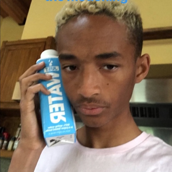 Profile Picture of Tanner Uzzell (@tuzze11) on Poshmark