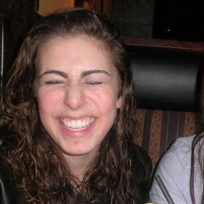 Profile Picture of Courtney Simon (@courtSimonSays) on Twitter