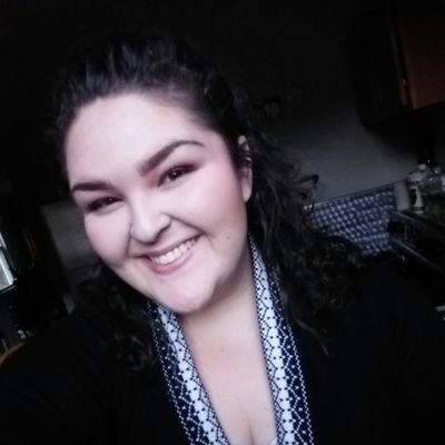 Profile Picture of Amber (@AmberBlevins17) on Twitter