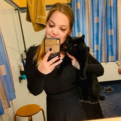 Profile Picture of Kim Cheyenne Winkler (@kimcheyenne_w) on Twitter