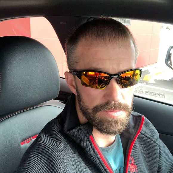 Profile Picture of Jay Kefauver (@jay33w10p) on Poshmark