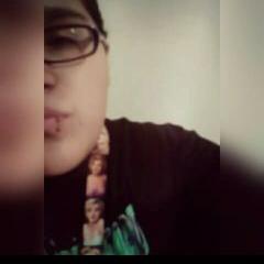 Profile Picture of Paulette Hernandez (@_pauulette_) on Twitter