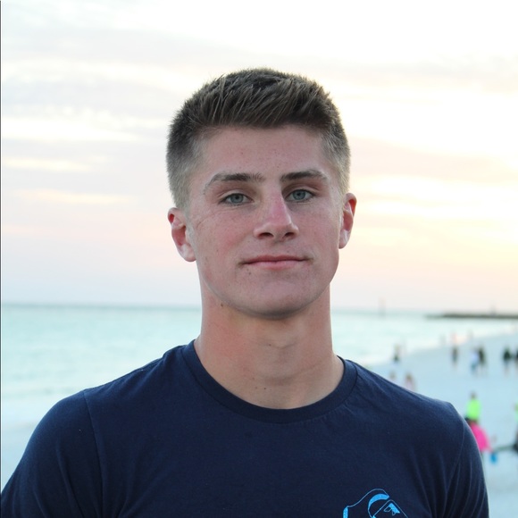 Profile Picture of Casey Olson (@colson314) on Poshmark