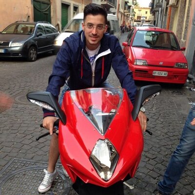 Profile Picture of Marcello Leone (@marcelloleone2) on Twitter