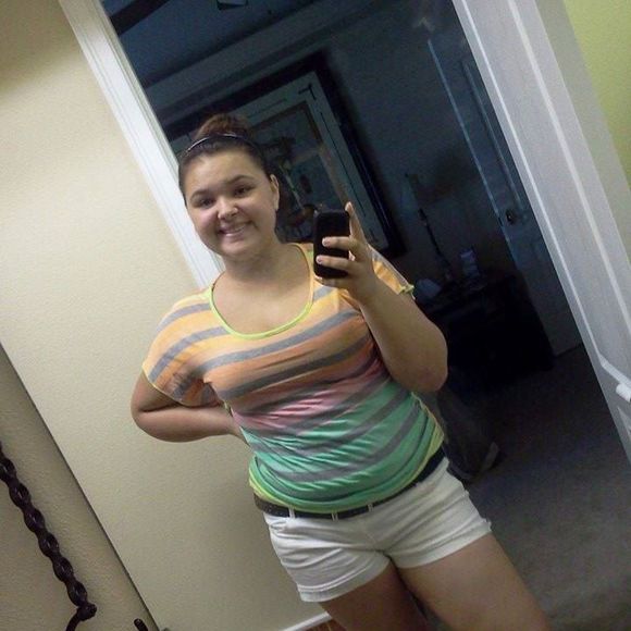 Profile Picture of Alexis Chancellor (@poshgirlalexis) on Poshmark
