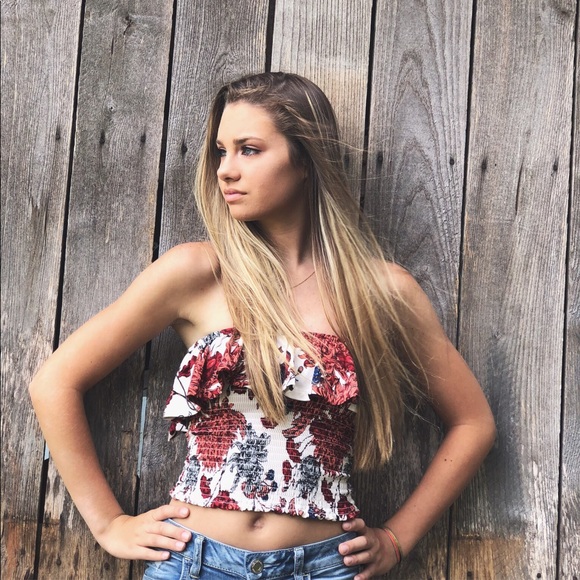 Profile Picture of Kaitlyn Oody (@kaitlyn_oody) on Poshmark