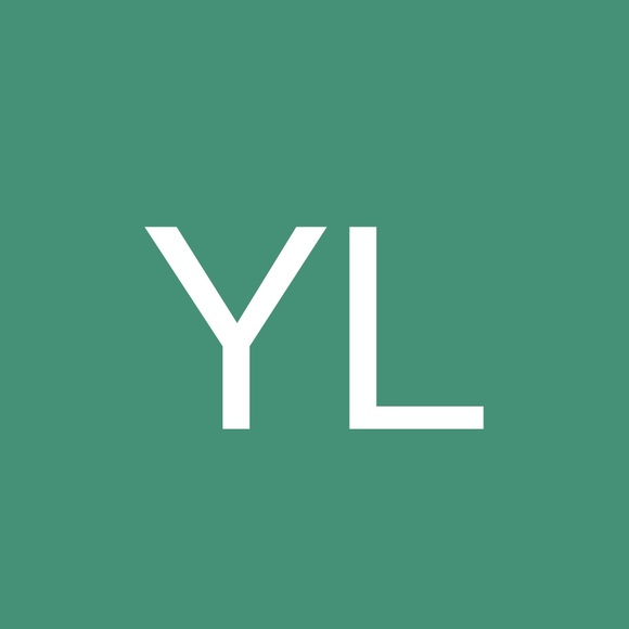Profile Picture of Yve Laky (@kaisbynlee) on Poshmark