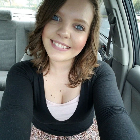 Profile Picture of Alex Feichtinger (@alexfeich) on Poshmark