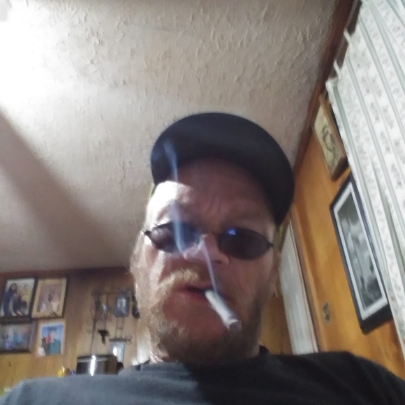 Profile Picture of Delmar Peevyhouse (@delmarp) on Poshmark