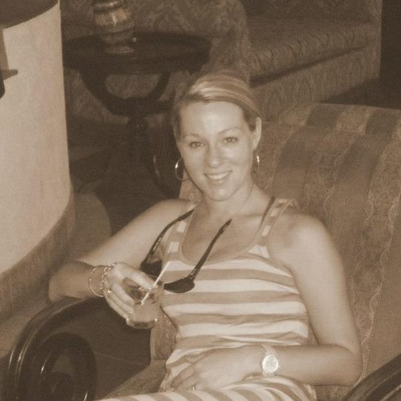 Profile Picture of Stephanie Hobbs (@steph127920) on Poshmark