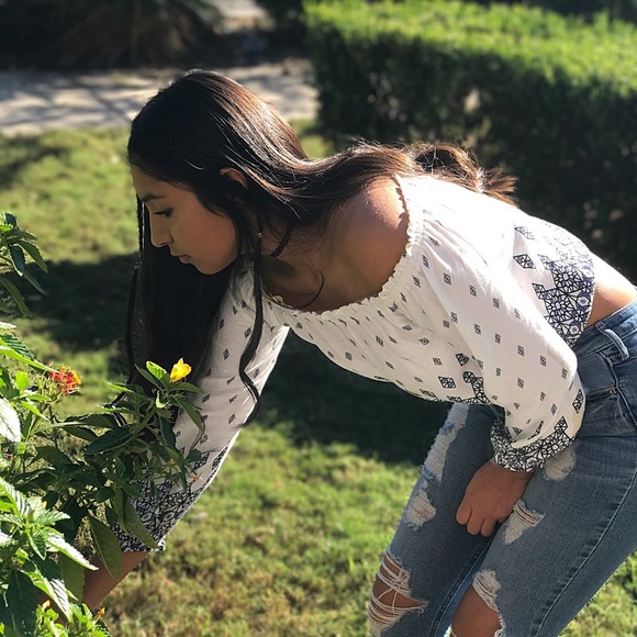 Profile Picture of Giselle Ramos (@gisellejramos15) on Poshmark