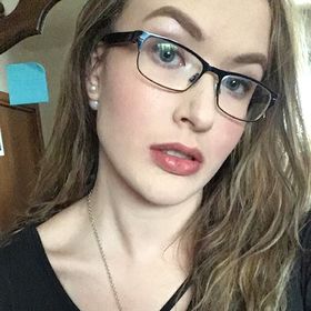Profile Picture of Melanie Gechter (@MelanieGechter) on Pinterest