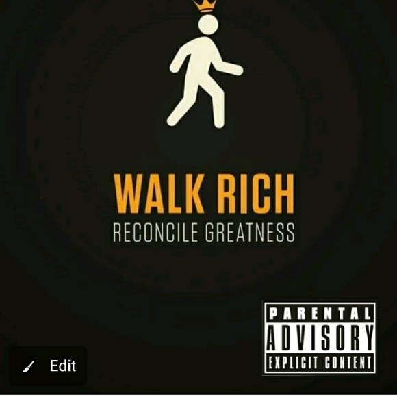 Profile Picture of Danny Richey (@walkrich87) on Poshmark