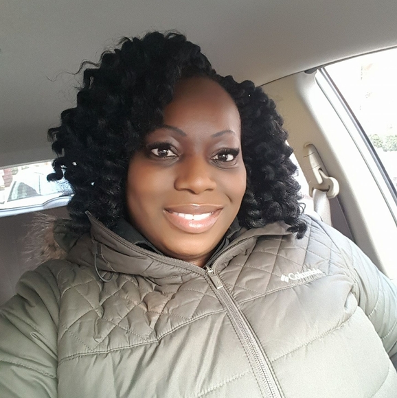Profile Picture of Vaunesha Cole (@vcole37) on Poshmark
