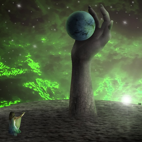 Profile Picture of Helena Easey (@chaosimpending) on Poshmark