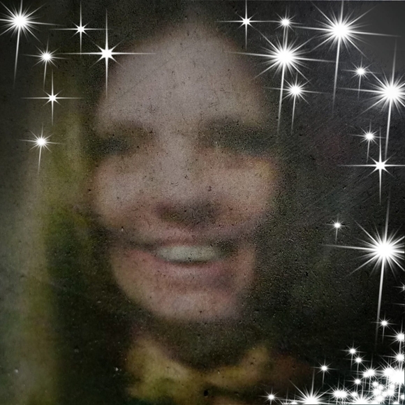 Profile Picture of Sherry Nolette (@s_nolette) on Poshmark