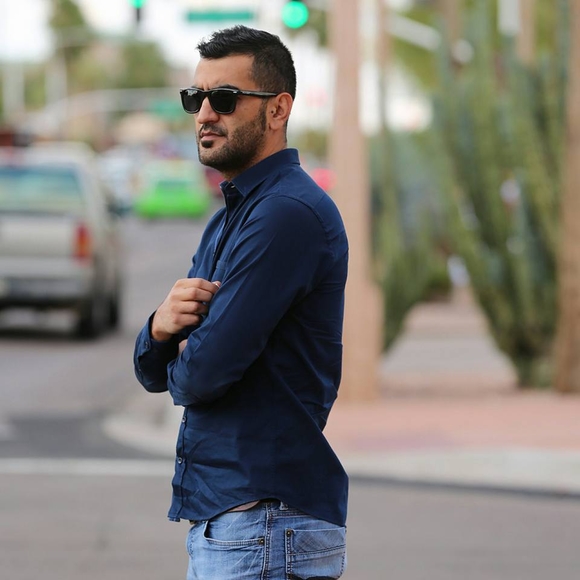 Profile Picture of Oguzhan Ozhan (@oguzhanozhan) on Poshmark