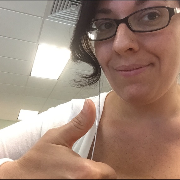 Profile Picture of Nicoletta Antonacci (@ettaetta8) on Poshmark