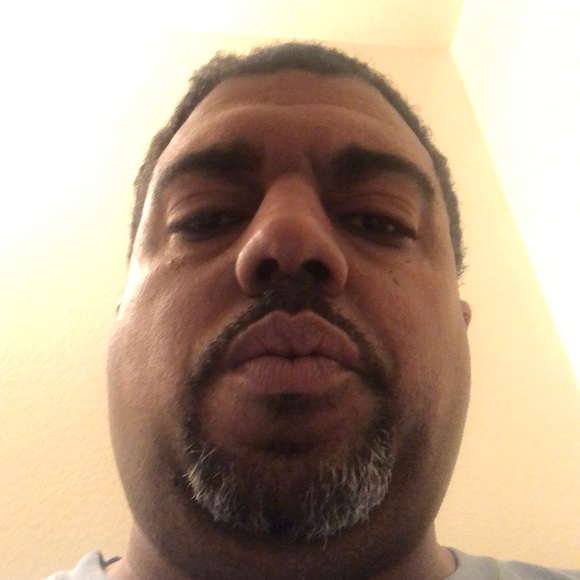 Profile Picture of Robert Doss (@polorobb) on Poshmark