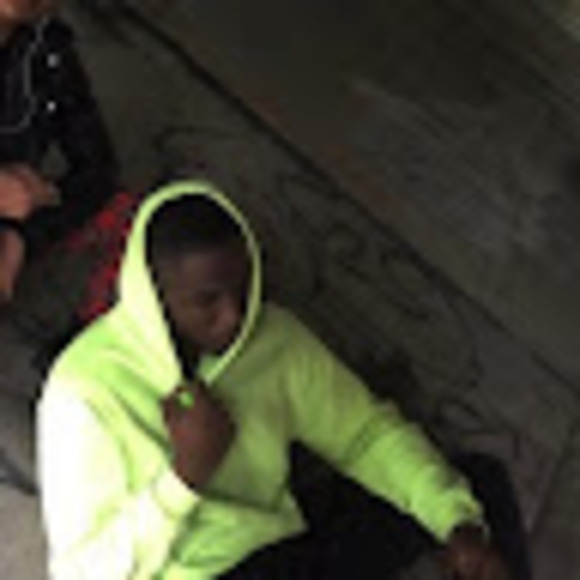 Profile Picture of George Reddon (@georgereddon) on Poshmark