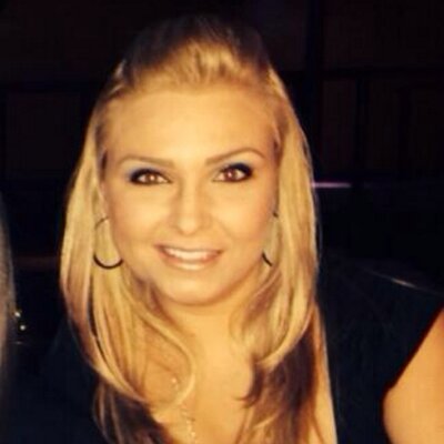 Profile Picture of Cassandra Vazquez (@cvazMUA) on Twitter