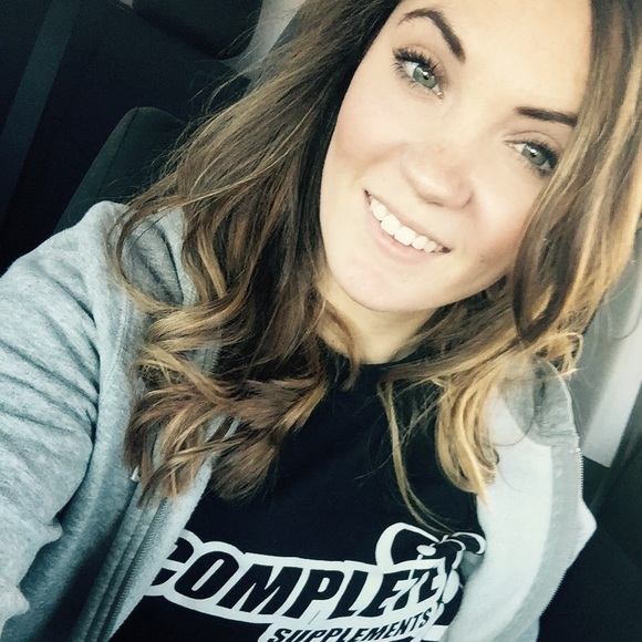 Profile Picture of Kayla Chrismore (@kchrismo0314) on Poshmark