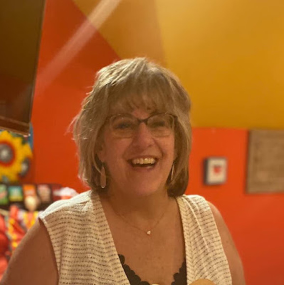 Profile Picture of Veronica Gretch (@vmgretch510) on Poshmark