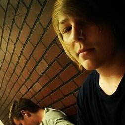 Profile Picture of Caleb Holcombe (@Gbiuoi) on Twitter