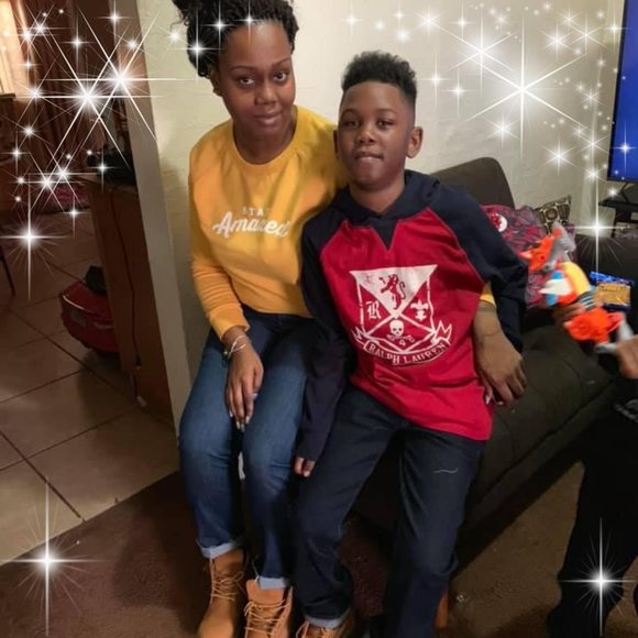 Profile Picture of Caroline Postell (@postell59) on Poshmark