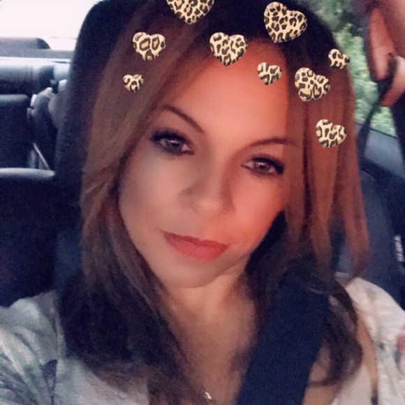 Profile Picture of Nancy Cuevas (@ncuevas70) on Poshmark
