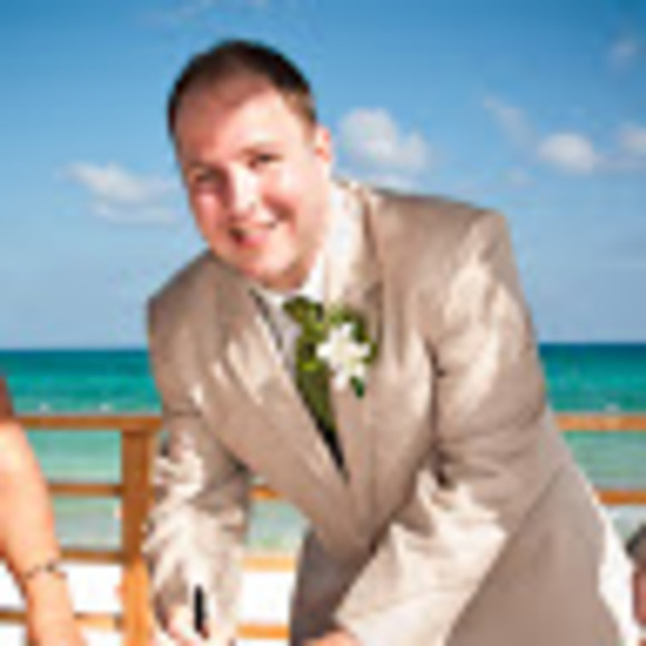 Profile Picture of Jared Dyer (@jaredrdyer) on Poshmark