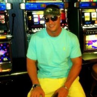 Profile Picture of Jonathan Mchenry (@Bieberhole_six9) on Twitter