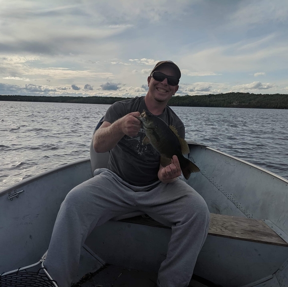 Profile Picture of Andrew Barnes (@spaz1488) on Poshmark