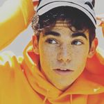 Profile Picture of 𝐻𝑒𝒶𝓇𝓉𝓁𝑒𝓈𝓈 🌸 (@omm.hunther.keli) on Instagram