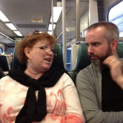 Profile Picture of Beth Swift (@lizajanesue) on Twitter